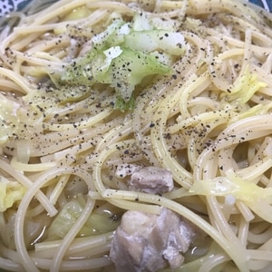 【お鍋一つで】白菜と茸の和風コンソメスープパスタ